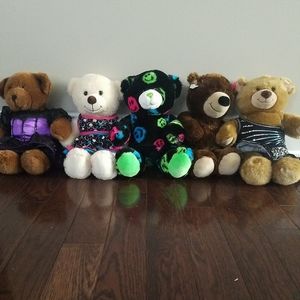 Build-a-Bear 5 Plush Stuffed Animals with Clothing